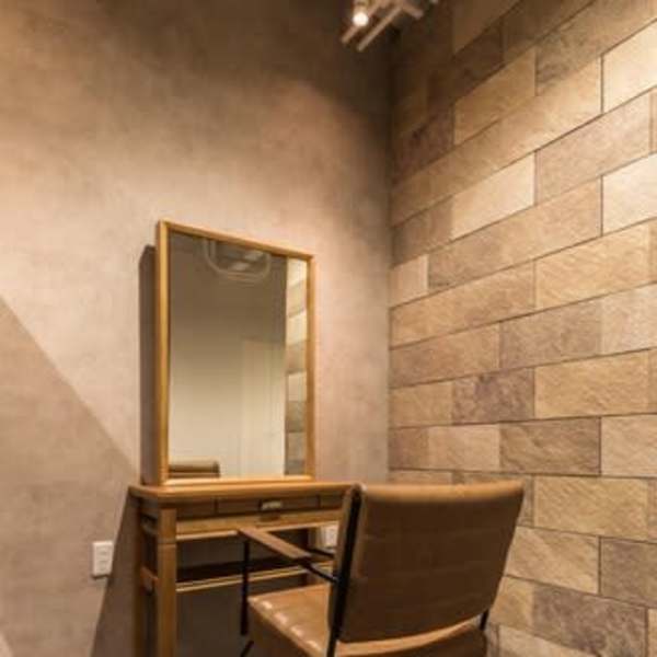 リラックスできる半個室あり|半個室型美容室 Sourire 姪浜店