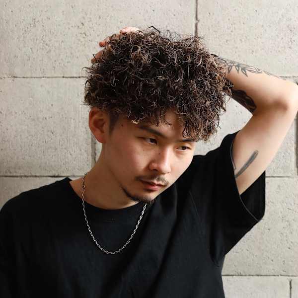 バーバースタイルお勧め９『ツイスト・ スパイラル系 メンズショート』|バーバーショップ CHILL CHAIR 吉祥寺1st