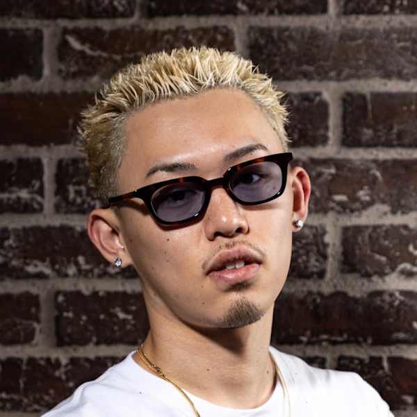 バーバースタイルお勧め１１『金髪・ブリーチ系 メンズショート』|バーバーショップ CHILL CHAIR 吉祥寺1st