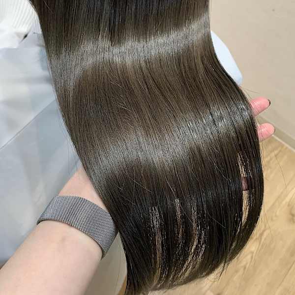 【アディクシーカラー】×【こだわり4種ケア剤配合】透明感と艶の溢れた美しい髪色へ＊|ciqi