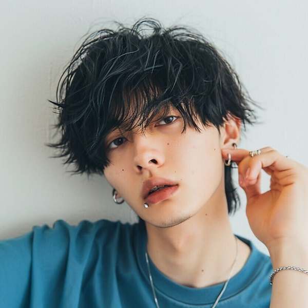 【博多駅6分】平日夜仕事終わりOK◎限定クーポン有!トレンドのツイストスパイラルパーマ/波巻きパーマ|Men's salon SEPT. 博多