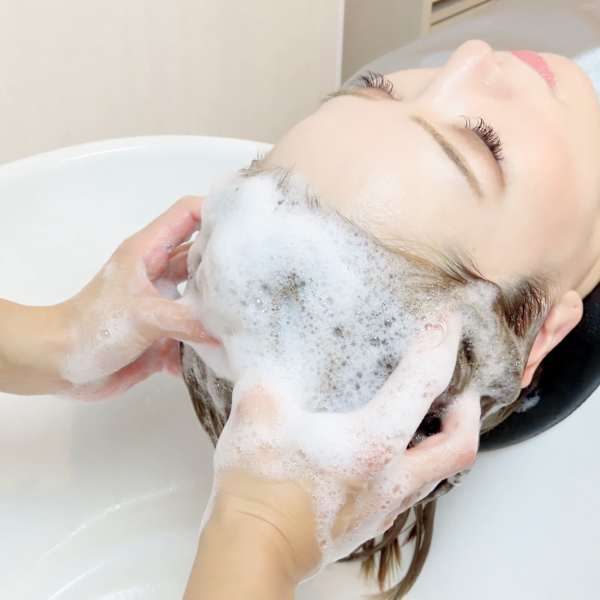 【ヘッドスパ】★サロンお勧めメニュー★ 血行促進で頭皮スッキリ♪ |Elua Hono-Hono