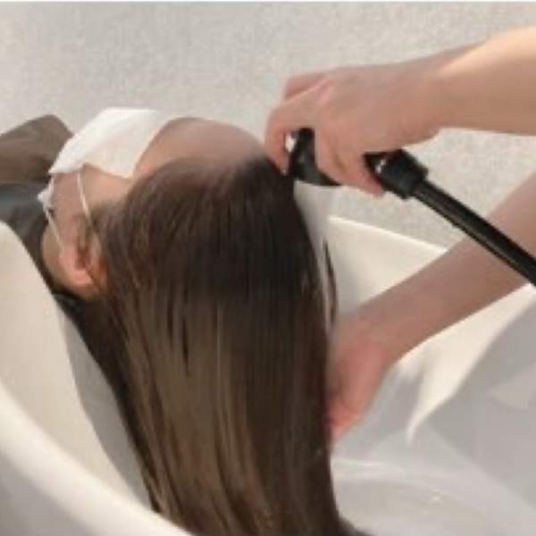 【炭酸クレンジング】炭酸のシュワシュワ泡でスッキリ爽快リフレッシュ★|Flan hair 箱崎店