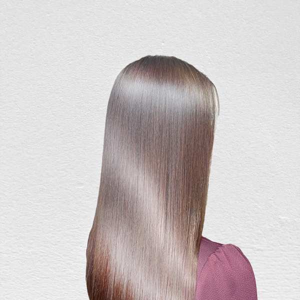 縮毛矯正・ストレートが得意なサロン|newi宮崎