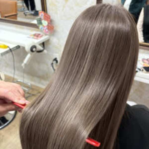 【ご新規様歓迎!!】未だかつてないストレートの仕上がりと遠方からもお客様多数|FIGARO -UMEDA-