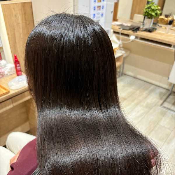 くせ毛の事なら当店にお任せください♪お悩みにコミットするオススメな髪質改善メニュー3選!|NYNY エビスタ西宮店