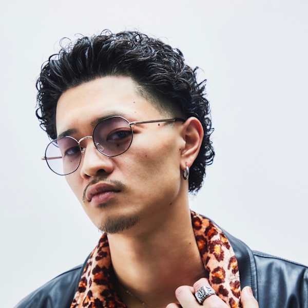 【メンズカジュアル】働く男をもっとかっこよく磨きをかける。ヘアスタイルで印象を変える。|メンズサロン GNASTY by DAMDEE TOKYO