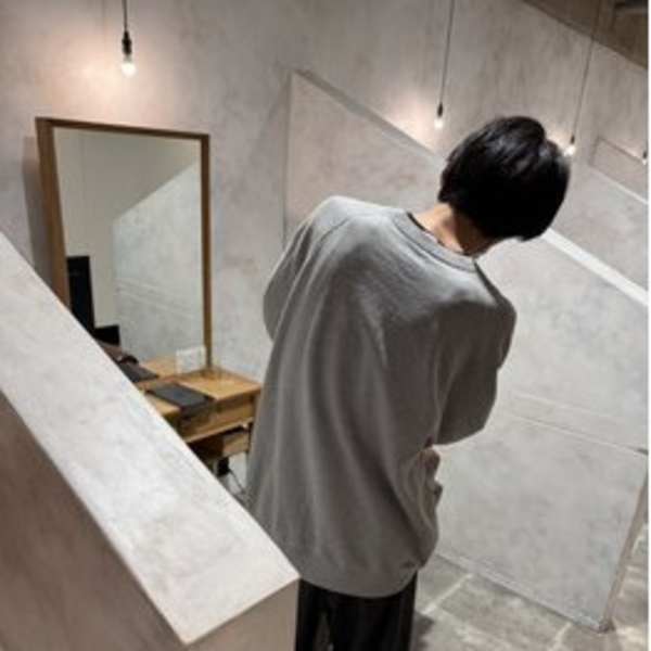 一人のスタイリストが仕上げまで担当|半個室型美容室 Sourire 馬出店