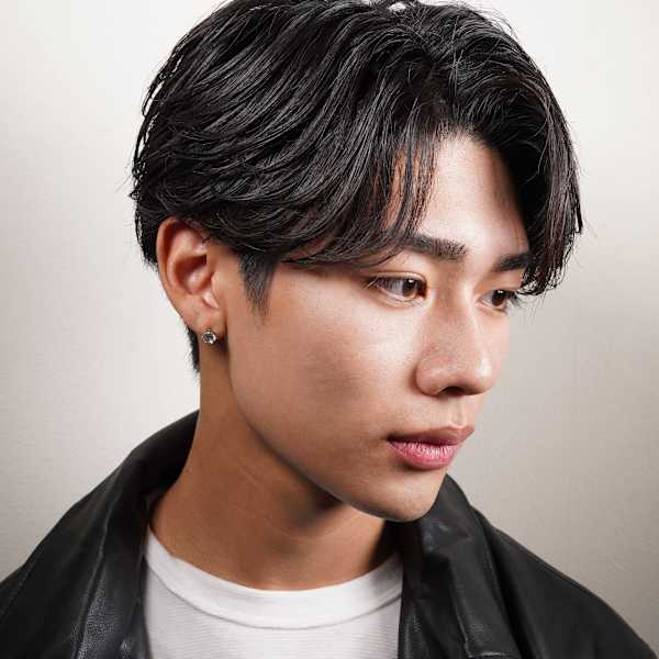 "福岡のメンズを日本一に"福岡発のメンズサロン|メンズサロン growth天神店【メンズサロングロウ】 メンズカット/メンズパーマ/眉毛