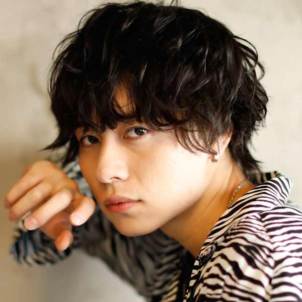 確かなカット技術とカラーでアナタに合わせた『かっこいい』スタイルを提供いたします。|HAIR & MAKE EARTH 鶴見店