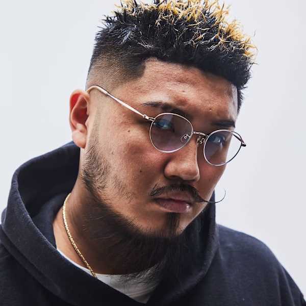 髭・眉などの身だしなみもお任せサロン|メンズサロンSTUGS BARBER SHOP 上野御徒町