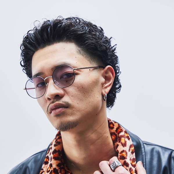 パーマ特化メンズサロン|メンズサロンSTUGS BARBER SHOP 上野御徒町