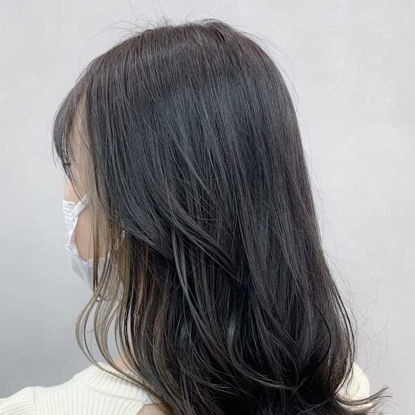 インナーカラー/イヤリングカラー/ダブルカラー/グラデーションカラーなどのデザインカラーも人気♪|amie 名古屋栄【アミ】