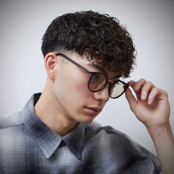 眉毛のお手入れで好印象へ◎眉毛スタイリング|men's salon dot. 1st 町田店