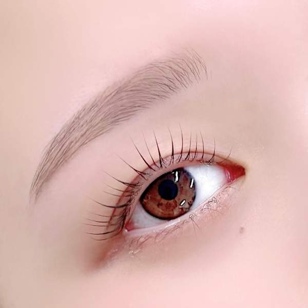 目元のトータルケアで好印象に♪【パリアイブロウ】|est-r. 福岡博多口店 Eye & Nail