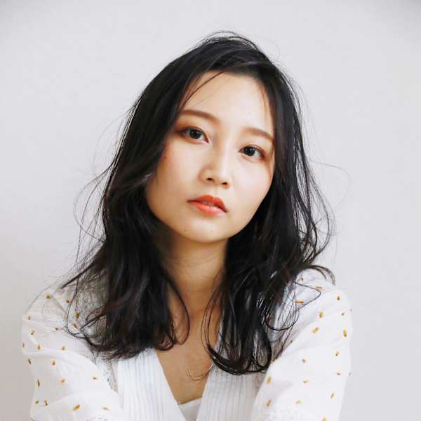 受賞歴ありの実力派ヘアスタイリスト|Hair Lounge Rough 八乙女【ヘアー ラウンジ ラフ】