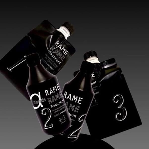 髪の芯から潤いとツヤを与える、極上のハホニコトリートメント|ECLART Reala 町田店 【エクラートリアーラ】