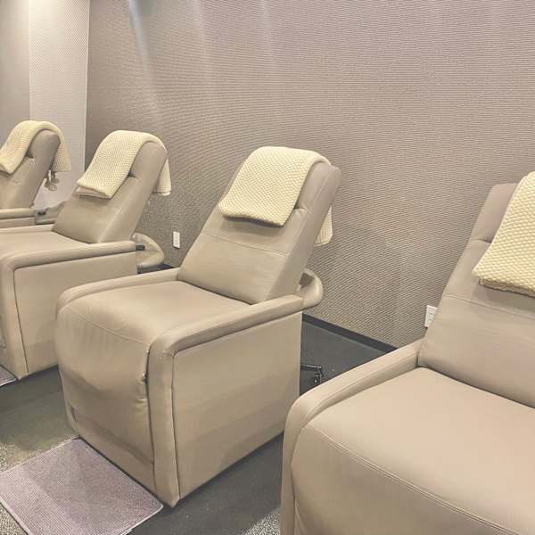 横浜駅徒歩4分!まつげパーマ・まつげエクステサロンです。|Slange 横浜