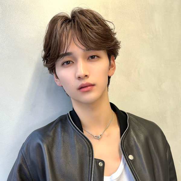 《メンズ》定番のセンターパートスタイルから洗練されたパーマスタイルまでおまかせ☆|GLROW