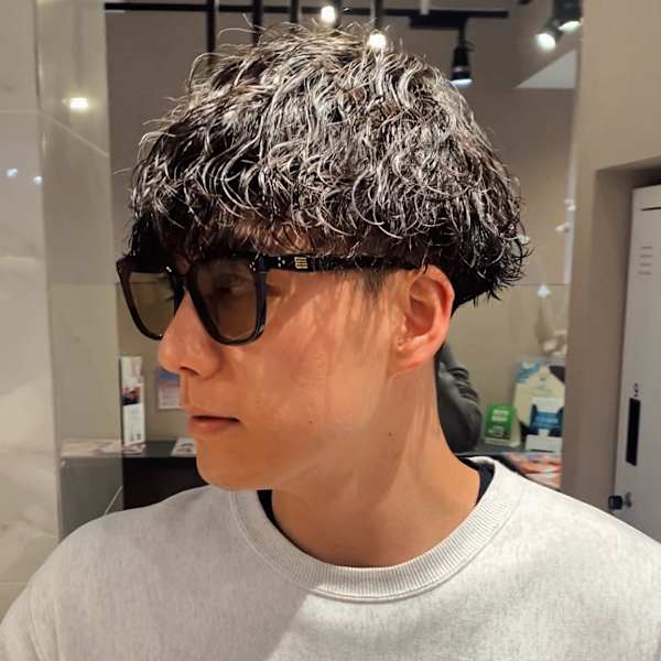 スタイリングが簡単にできる、再現性の高いパーマでオシャレにカッコ良く。|ALLYS umeda