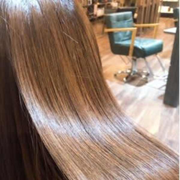 うるツヤになれる厳選トリートメントが自慢のサロン|Hair design D. ulu 宇都宮【ヘアーデザイン ディードット ウル】