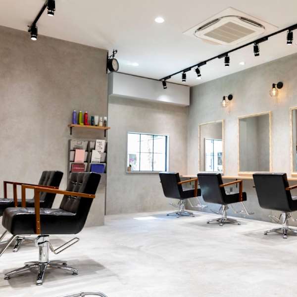 ★大人気のCREARです。マンツーマン接客で安心してお任せできる美容室です★|CREAR brote