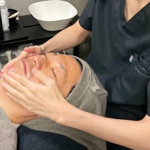 【清潔感アップ!】男の魅力を引き出すフェイシャルエステ|メンズサロン LUZ