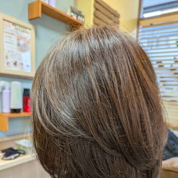 頭皮と髪のエイジングケア：オイルの力で、本来の美しさを呼び覚ます|LOHAS HAIR SALON BEL