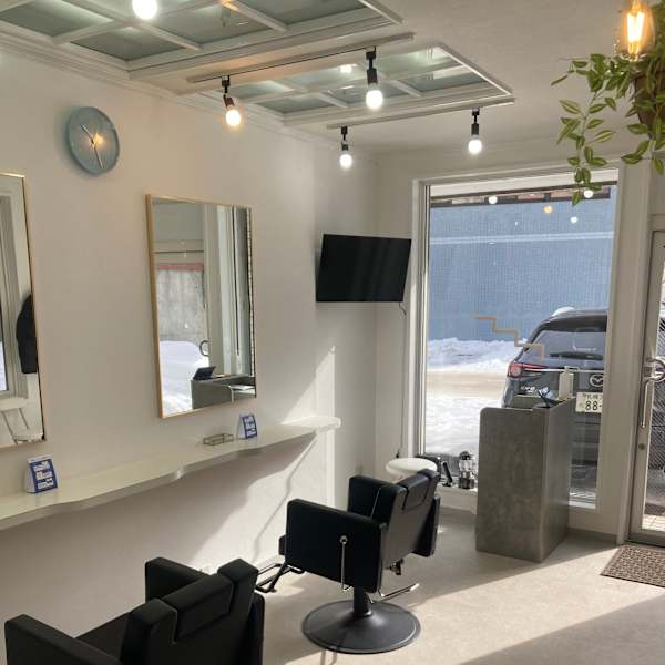 【地下鉄白石駅徒歩5分/駐車場あり】街ナカに行かなくても最旬トレンドのメンズカット・パーマをご提供♪|Steps