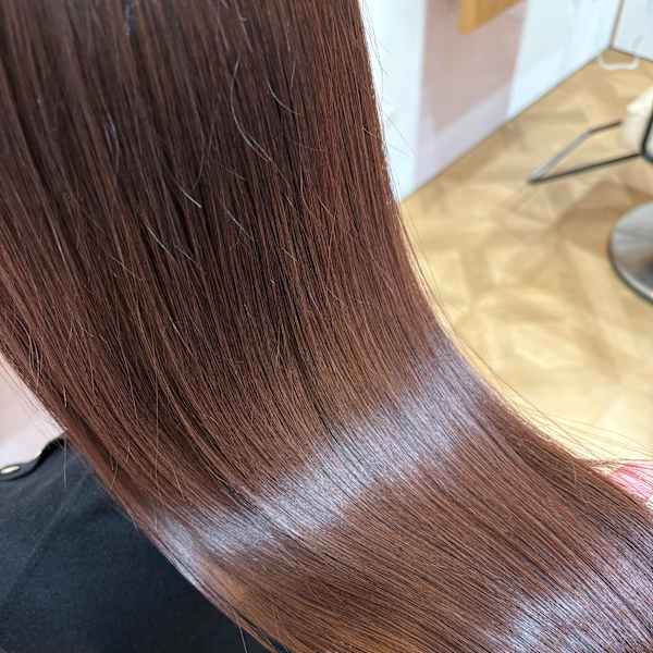 うるツヤになれる厳選トリートメントが自慢のサロン|CALMIA.，