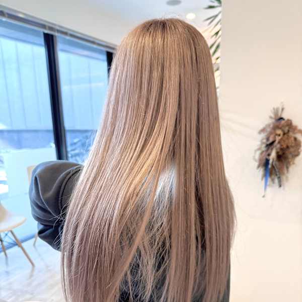 浄心駅2秒｜もう悩まない！RICHAIRの縮毛矯正で、憧れのサラツヤストレート。|RICHAIR