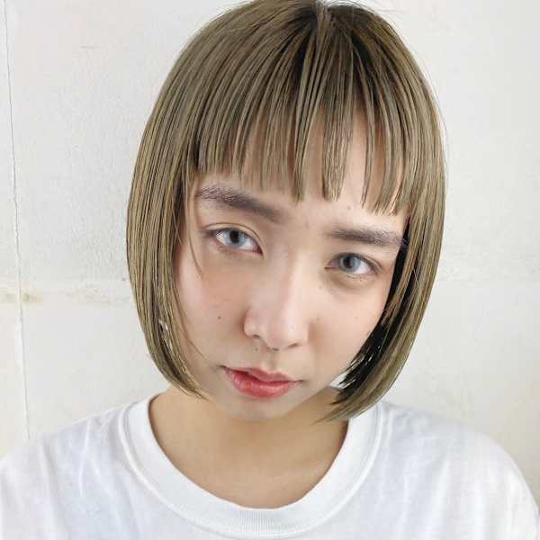 光に透ける、私だけのニュアンスカラー|COMEGHEAD