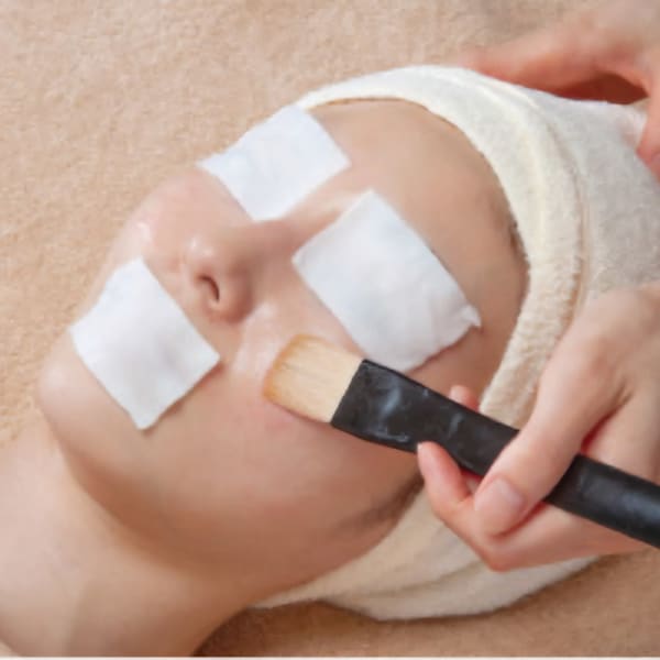 艶肌/ホワイトピーリング|MARON