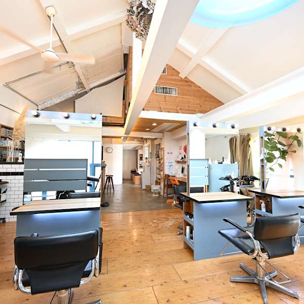 気軽に通えるアットホームなサロン|LAGOM