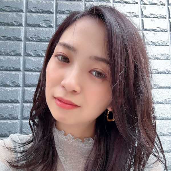 ダメージレス縮毛矯正で、毛先まで自然な艶ストレート|Jessica 髪質改善＆縮毛矯正