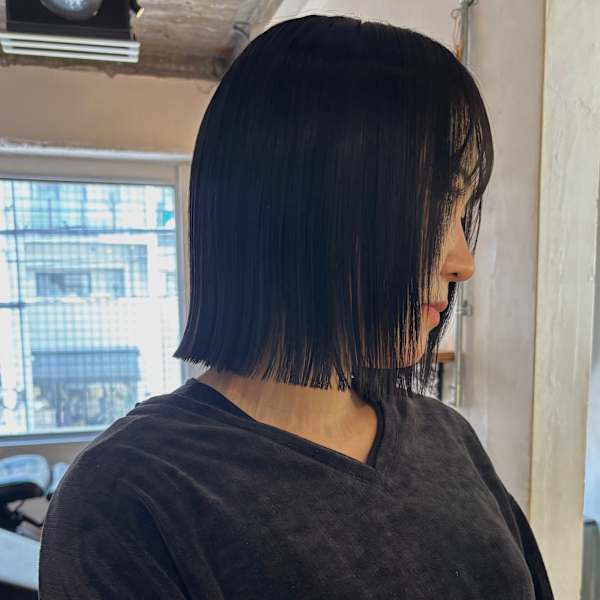 うるツヤになれる厳選トリートメントが自慢のサロン|HIKARIS nakazaki