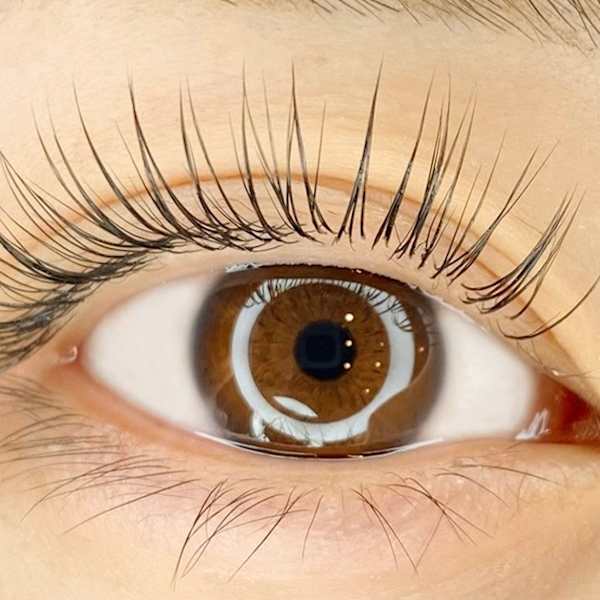 パリジェンヌラッシュ＋マツエクで華やかな目元に|SAOLEE【眉毛・まつげパーマ・マツエク】