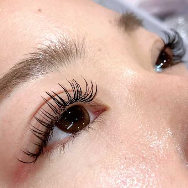 【セーブル、フラット】アナタにピッタリのデザインをご提案☆エクステでお顔の印象をチェンジしませんか？|image ACT 綱島店～eyelash～