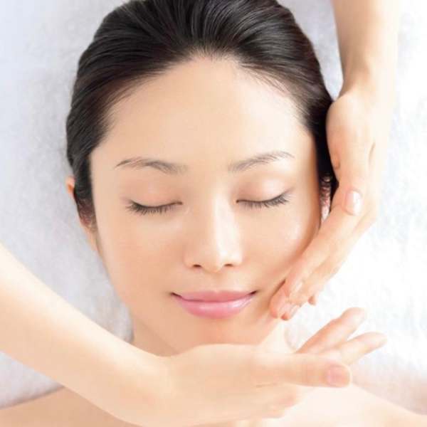 4000円以下のお手頃メニューがあるサロン！50分のフェイシャル・デコルテエステ|メナードフェイシャルサロン藤沢駅北口店