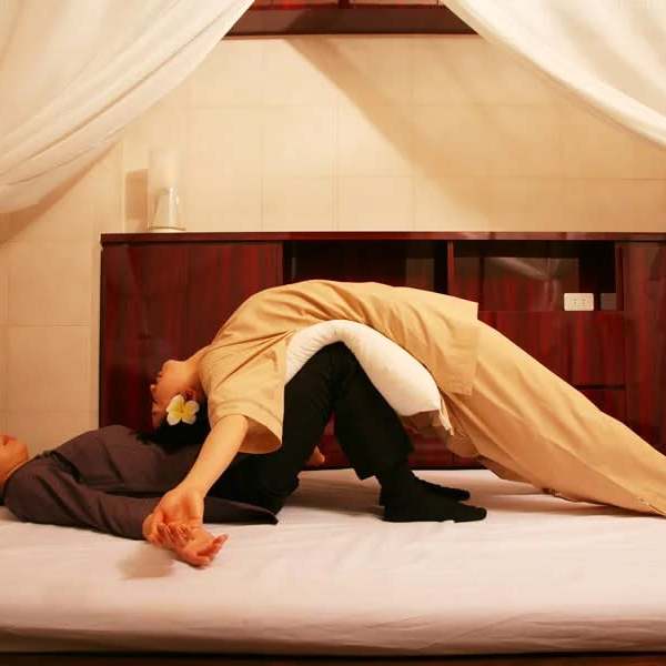 ◆タイマッサージの施術前の注意点と理想的な施術頻度◆|ヌアットタイ新大久保