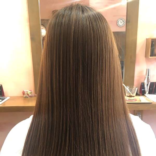 姪浜では数店舗しか取り扱いがない希少な酸性縮毛矯正！！|le paradis