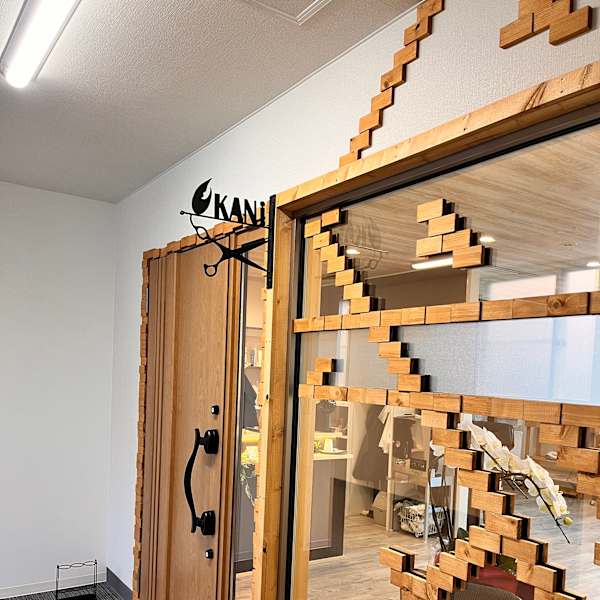 少人数のプライベートサロン|KANi