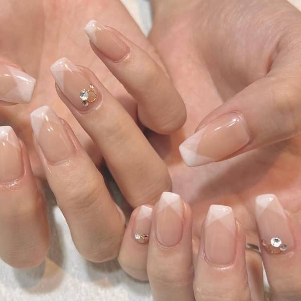 ＜ご新規様歓迎＞初回は他店オフが無料！毎月通いやすい＜定額ネイル＞がオススメ！！|Nail & Eyelash KAMIO CION