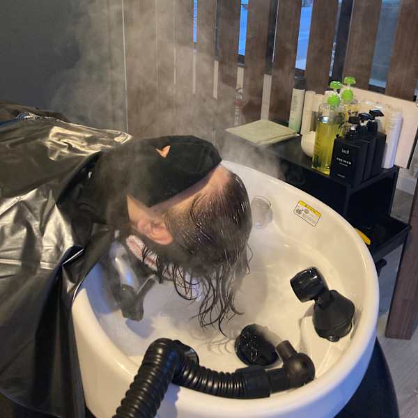 ヘッドスパ【仙台/落合/理容室】|Living Loving