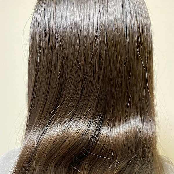 【髪質や悩みに合わせて選べる本格ケア】|3uniQ hair