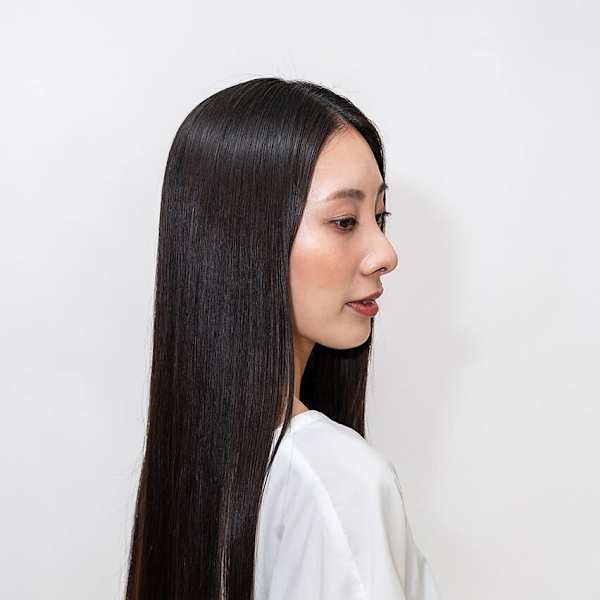 【輝髪～きらがみ～KIRAGAMI】傷んだ髪や細くなった髪を、健康毛のような輝く紙に導く|HAIR SALON Rism