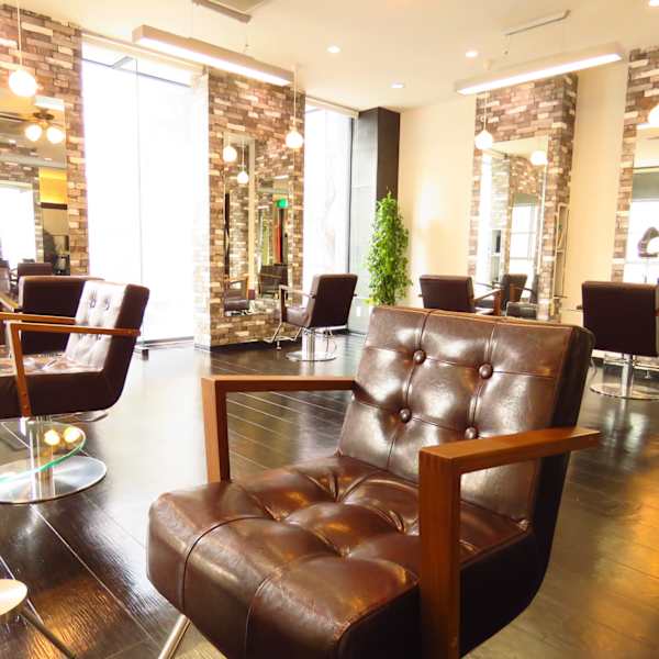 【北18条駅徒歩1分／駐車場あり】メンズ＆レディースともに満足度◎高いカット技術と丁寧さがGood！|HAIR MAKE ROSY 北18条店