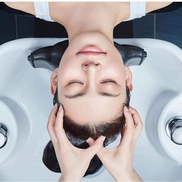 【リピーター様多数◎】豊富なヘッドスパメニューが人気！！エイジングケアも兼ねた頭皮のケアを♪|Haute Couture Rencontrer 西京極店