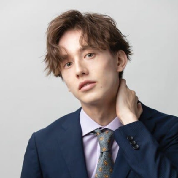 《ダメージ少なめで男らしさアップ》理想のスタイルが叶う再現性抜群メンズパーマを体感|KAINO 岸和田店