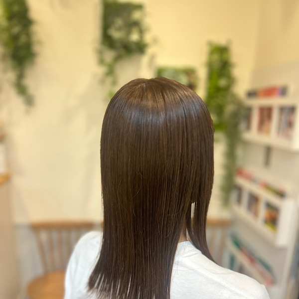 【★くせ毛が気になる方へ!しとさら髪へ!】水コスメ縮毛矯正+nina似合わせカット |nina 【ニーナ】三軒茶屋